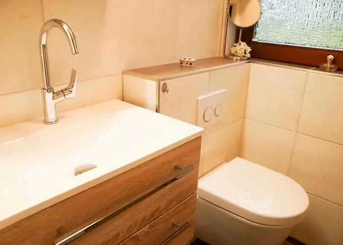 Nyaraló Henneglueck Mit Fernblick!